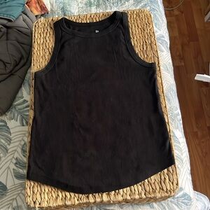 Black tank top from SO